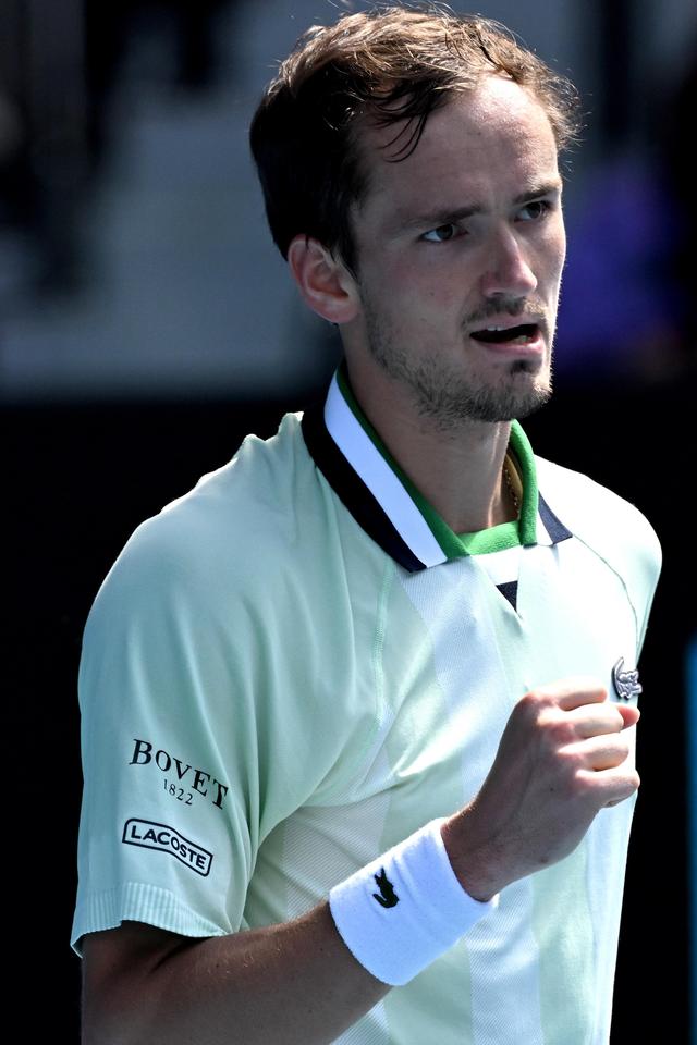 19年曾携 19年曾携