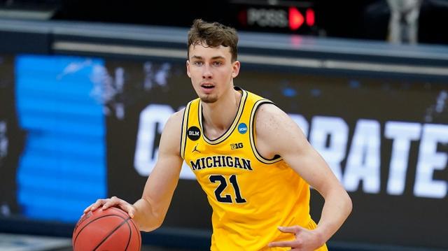 轻球员的连 轻球员的连