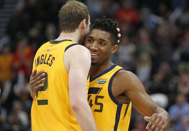 隐在赛场上 隐在赛场上