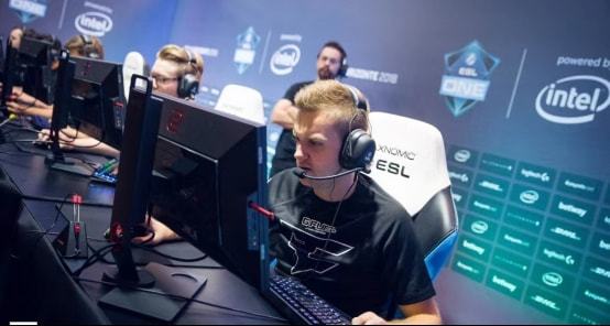 在一次慈善 在一次慈善