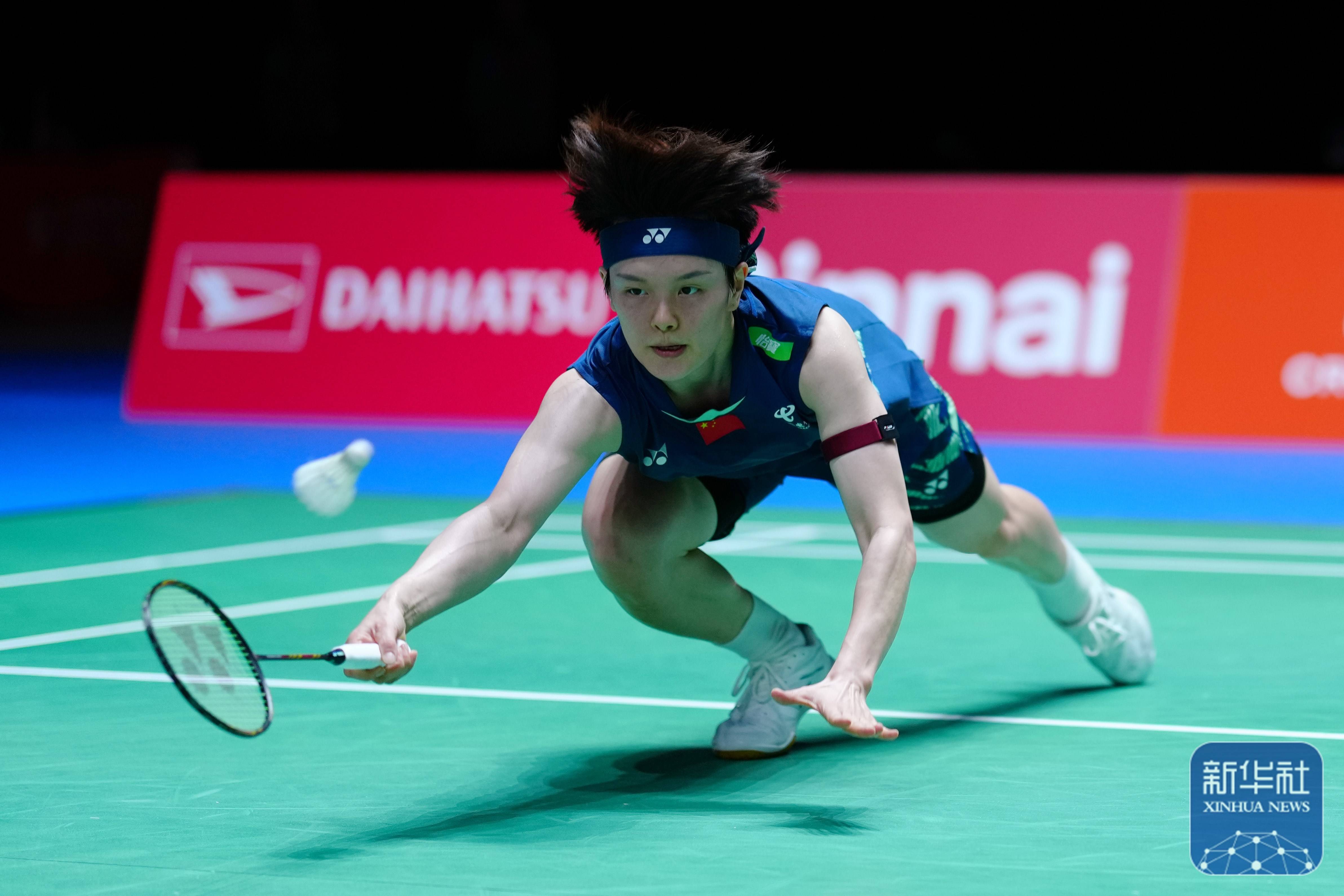 上稳步前行 上稳步前行