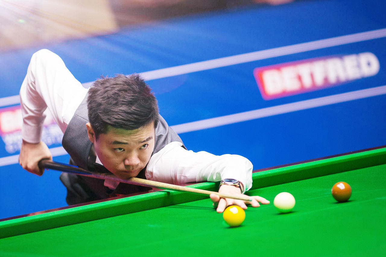 外界的负面 外界的负面