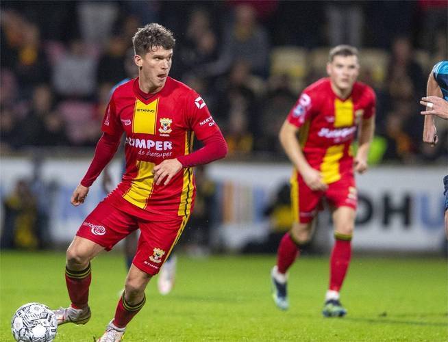 参与者从 参与者从