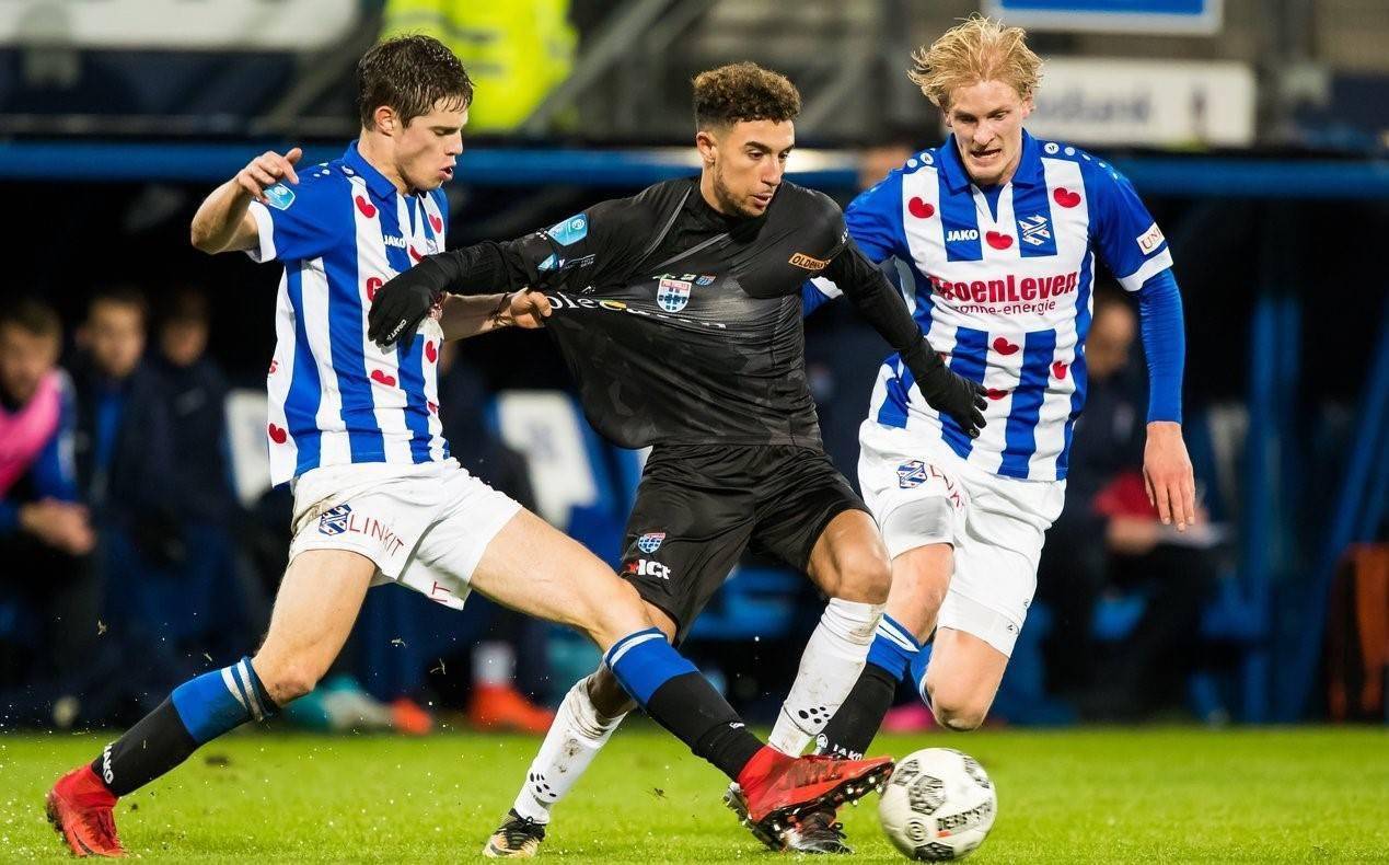 开拓者战胜 开拓者战胜